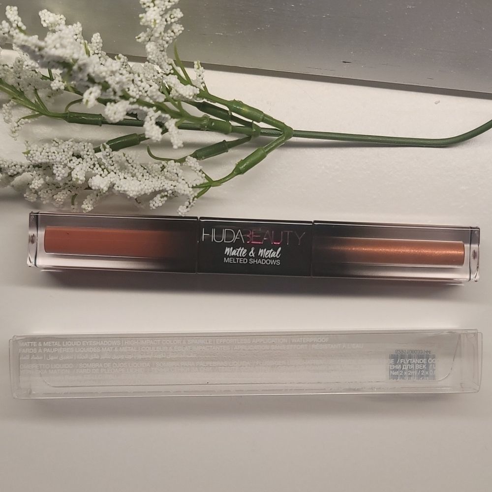 Huda Beauty Matte & Metal Melted Eyeshadow - Picture 5 of 7